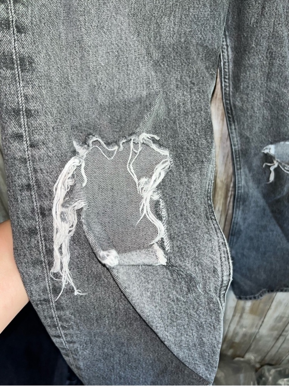 AGOLDE 90s High Rise Straight Leg Jeans Distressed Black Grey Size 27 - Picture 3 of 8